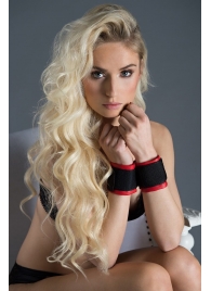 Полиуретановые манжеты для фиксации рук вместе Bound Together Wrist Restraints - Blush Novelties - купить с доставкой в Волгодонске